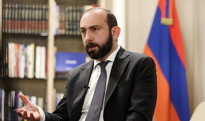 Queues for Azerbaijani gasoline in Armenia – Mirzoyan
