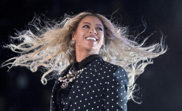 Beyoncé Becomes a Billionaire