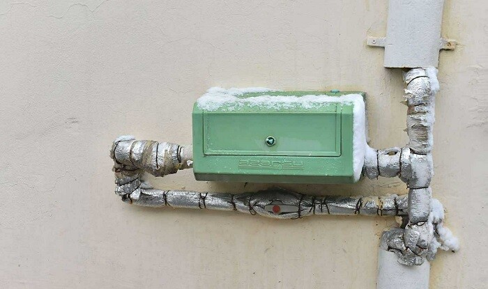 Is there a fee for replacing a damaged smart card?