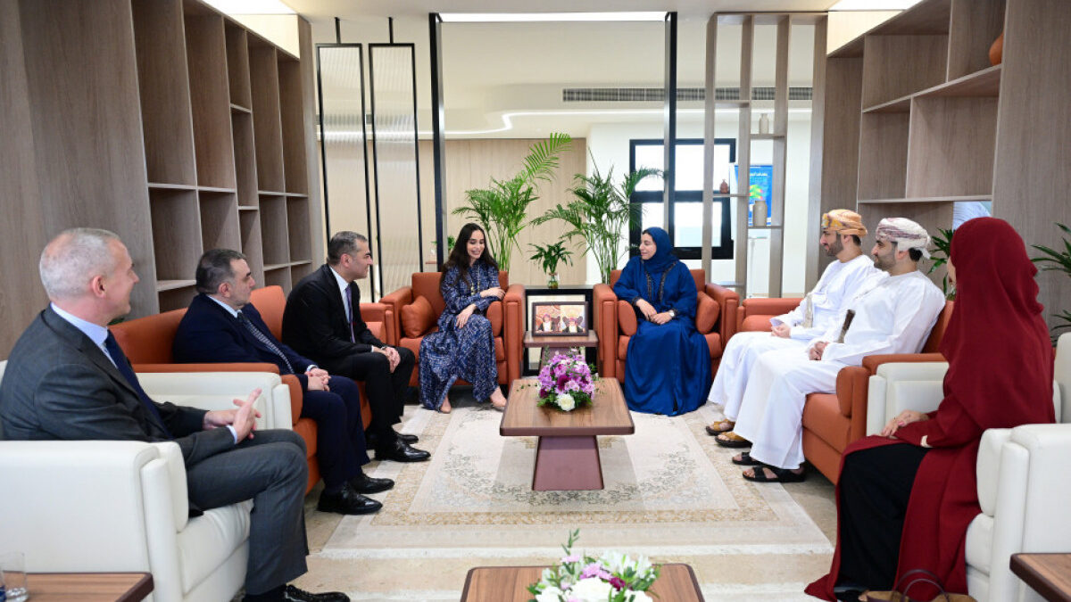 Leyla Aliyeva Meets with Chairperson of Oman’s Small and Medium Enterprises Development Authority in Muscat