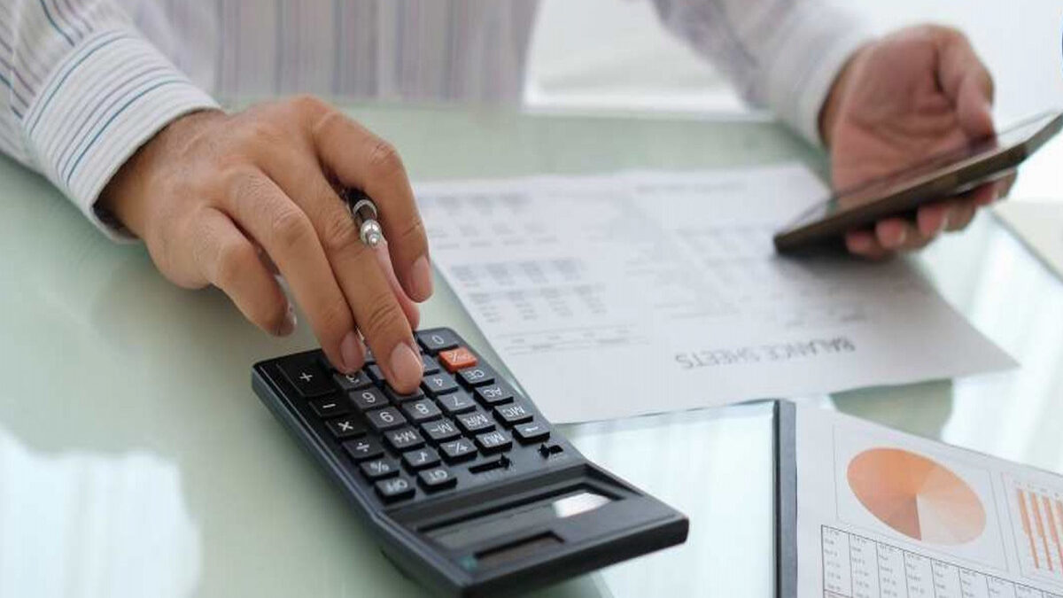 Social security contributions exceeded 6.4 billion manats last year