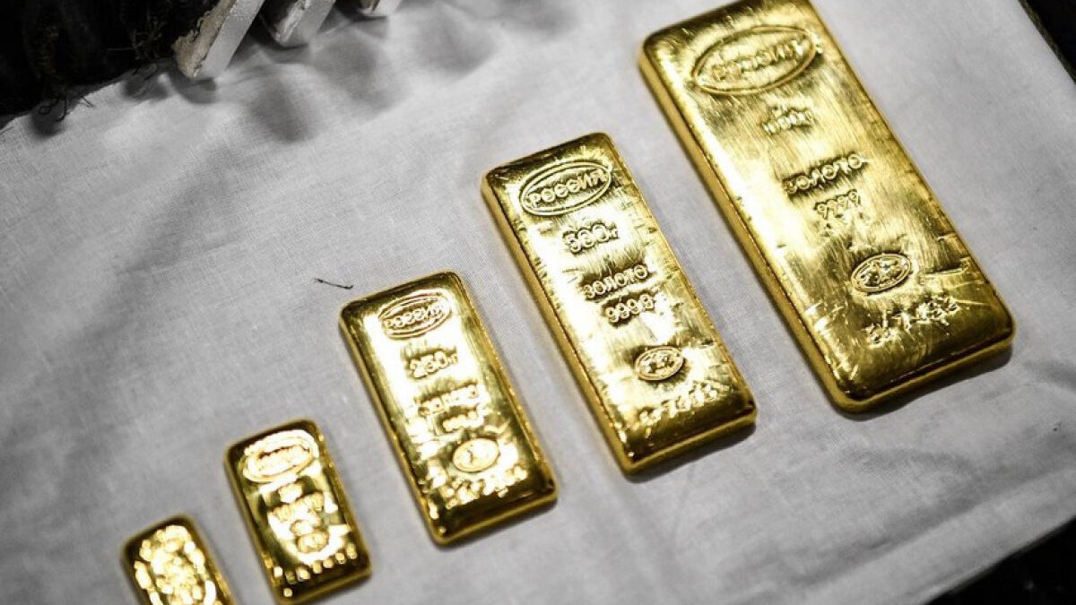 Gold and silver prices decrease in commodity markets