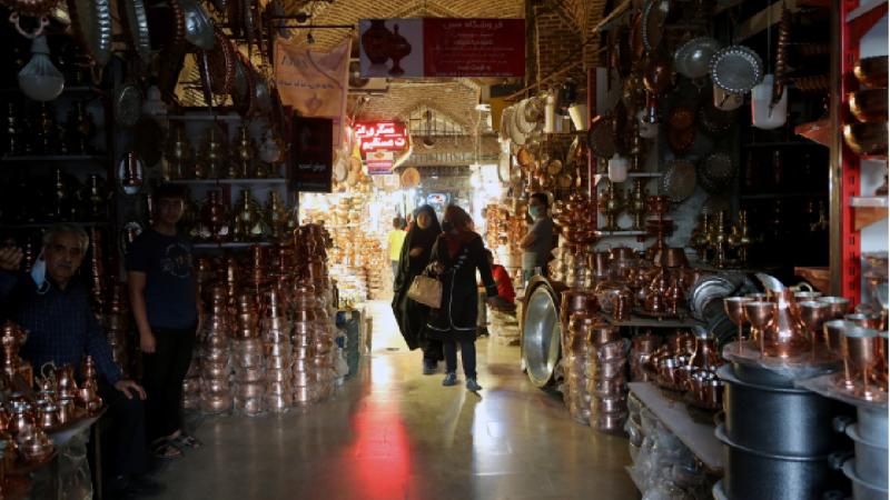 Internet connection completely cut off in Iran