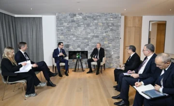 President Ilham Aliyev met with CEO of Carlsberg Group in Davos