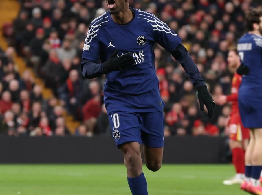 Dembele demands double salary from PSG