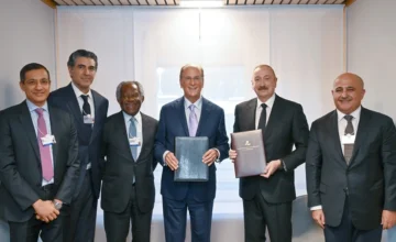 Ilham Aliyev meets with officials from BlackRock and Global Infrastructure Partners in Davos