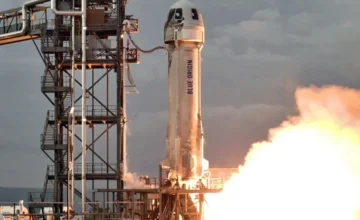 Blue Origin’s spacecraft has carried out a suborbital flight with tourists