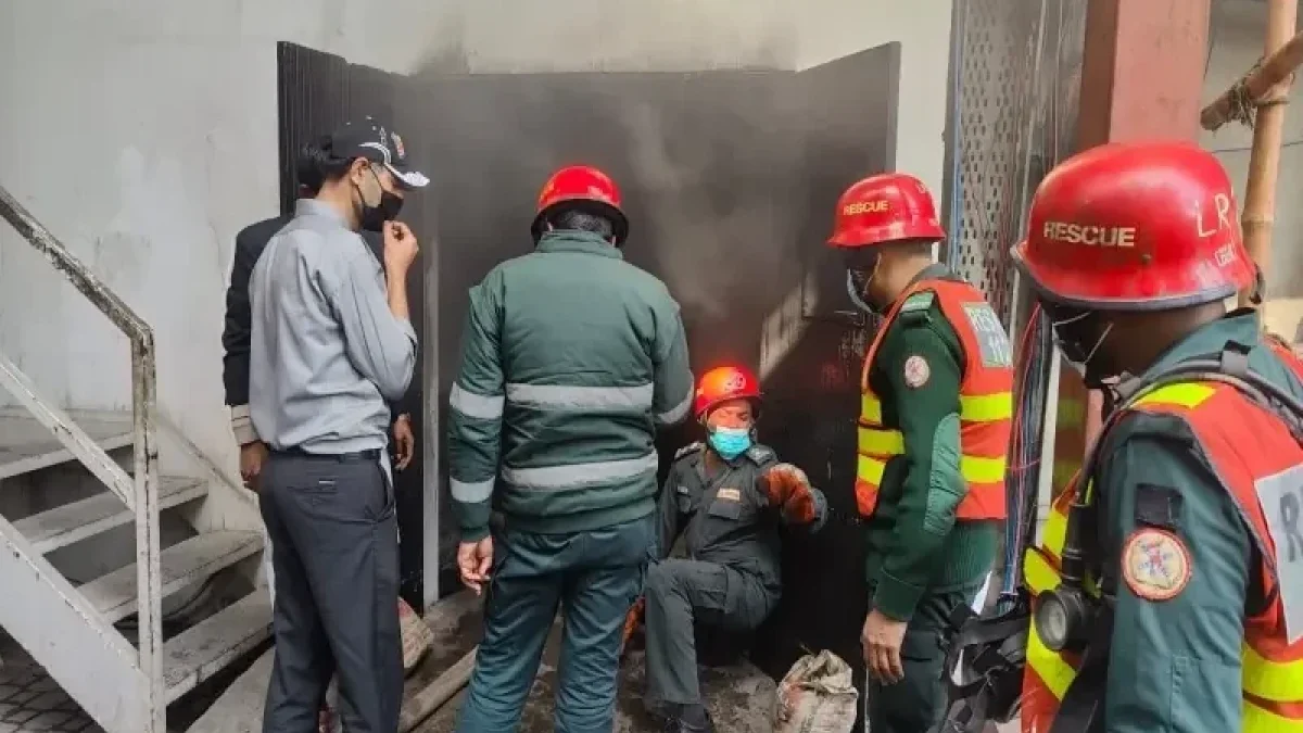 Two killed in hotel fire in Pakistan