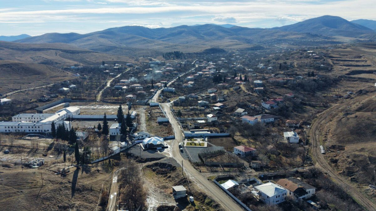 President gets acquainted with the work done in the village of Ashaghi Oratagh in Aghdara