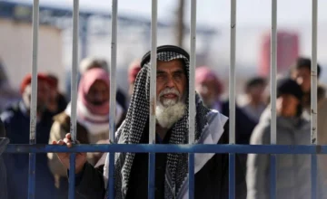 Mass Media: Another 300 ISIS members transferred from Syria to Iraqi prisons