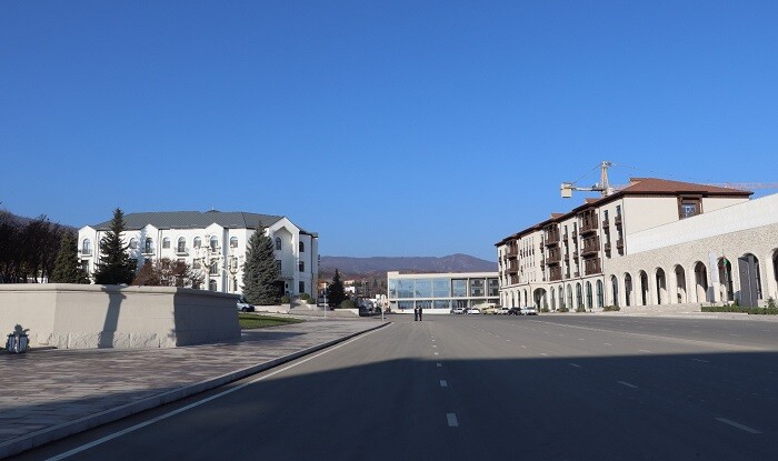 First Convoy of Migrants Arrives in Khankendi City