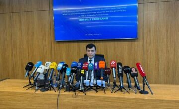 Can a person working without a contract restore their seniority later?