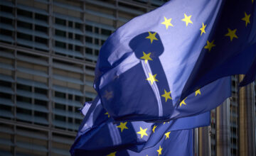 EC does not plan to freeze Maduro’s assets