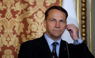 Sikorski Calls on Musk to Shut Down “Starlink” in Ukraine