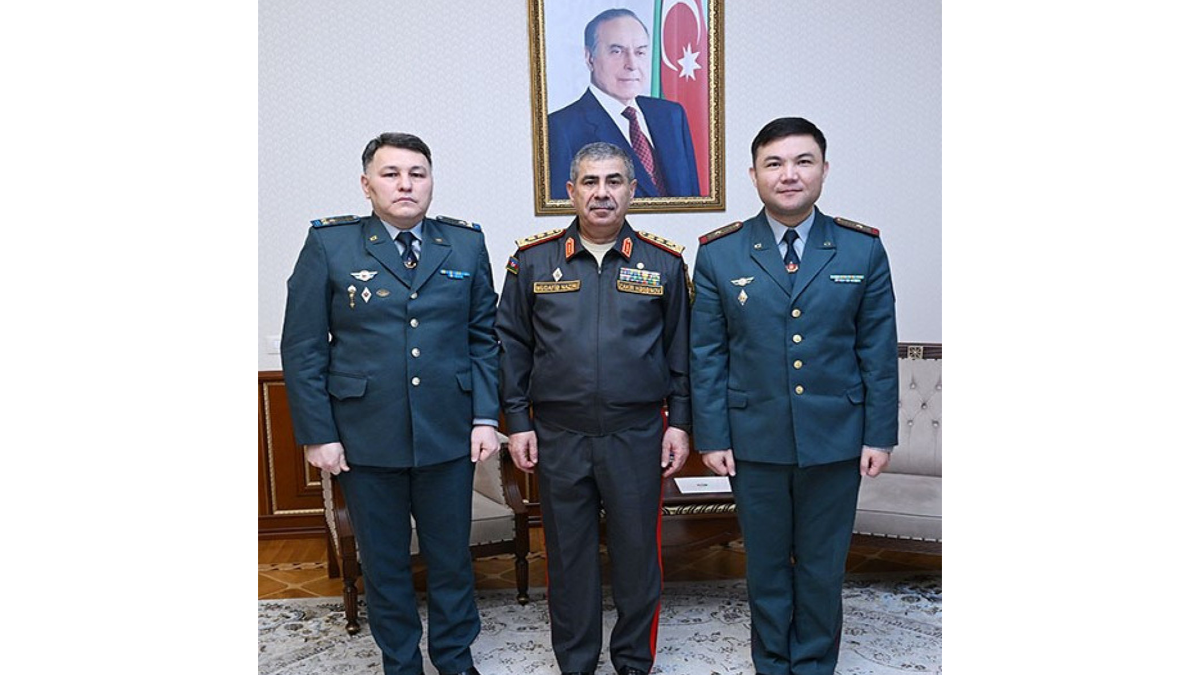 Zakir Hasanov receives the new military attaché of Kazakhstan