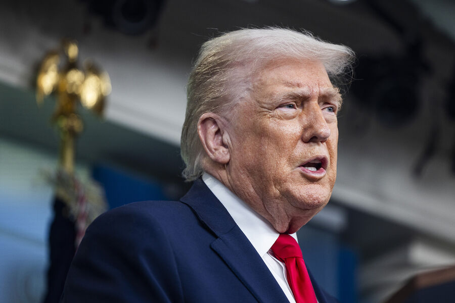 Trump: US ready to treat Iran like Venezuela