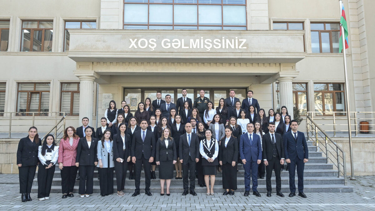 Emin Amrullayev Met with Young Teachers in the Central Aran Region