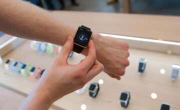 “Apple”-ın satışları 16 faiz artıb