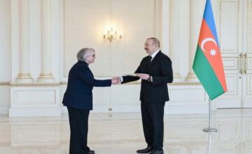 Australian Ambassador Presents Credentials to President Ilham Aliyev