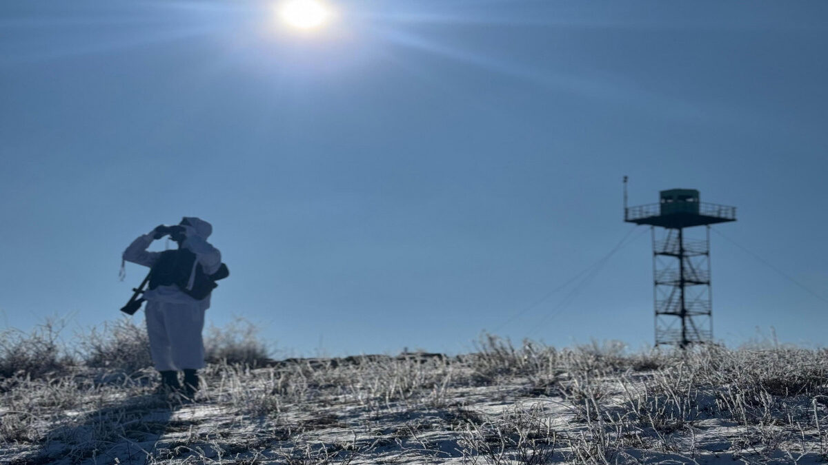 13 foreigners detained for violating the state border last month