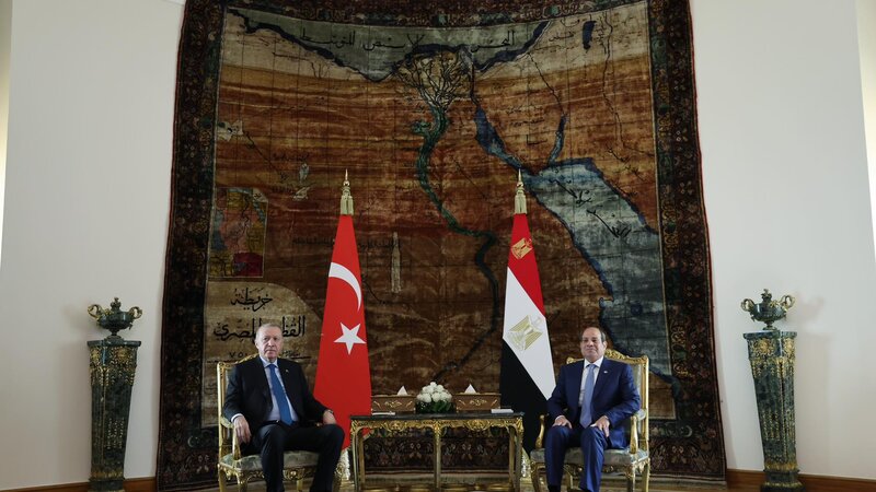 One-on-one meeting held between Erdoğan and Sisi in Cairo