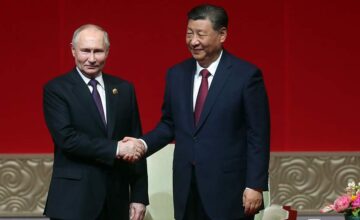 Xi Jinping Invites Putin to APEC Summit in China