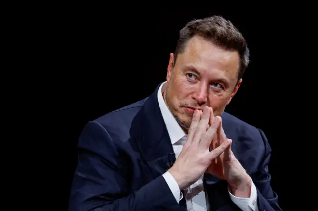 Elon Musk calls the Spanish government that demands taxes from him a “killer”