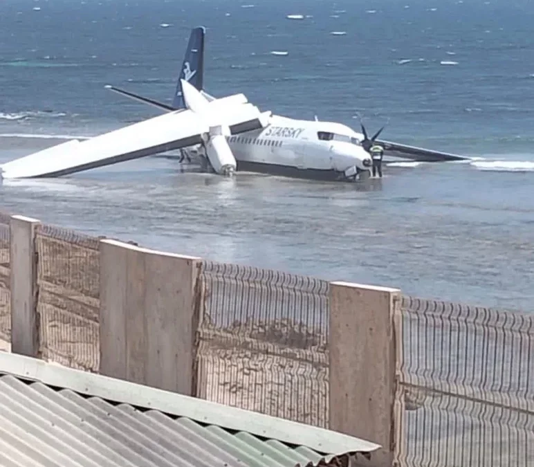 Plane crashes in Somalia