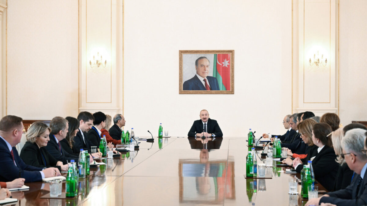 President receives delegation of U.S. Chamber of Commerce