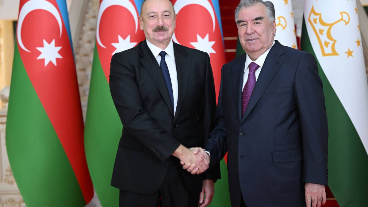 Emomali Rahmon Congratulates President Ilham Aliyev