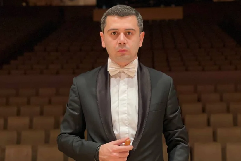 Director-Chief Conductor Appointed to Song and Dance Ensemble