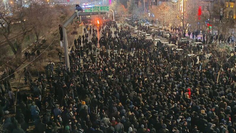 Nearly 100 organizers of riots detained in Iran