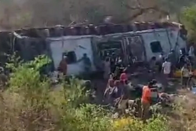 At Least 15 Killed in Bus Crash in Brazil