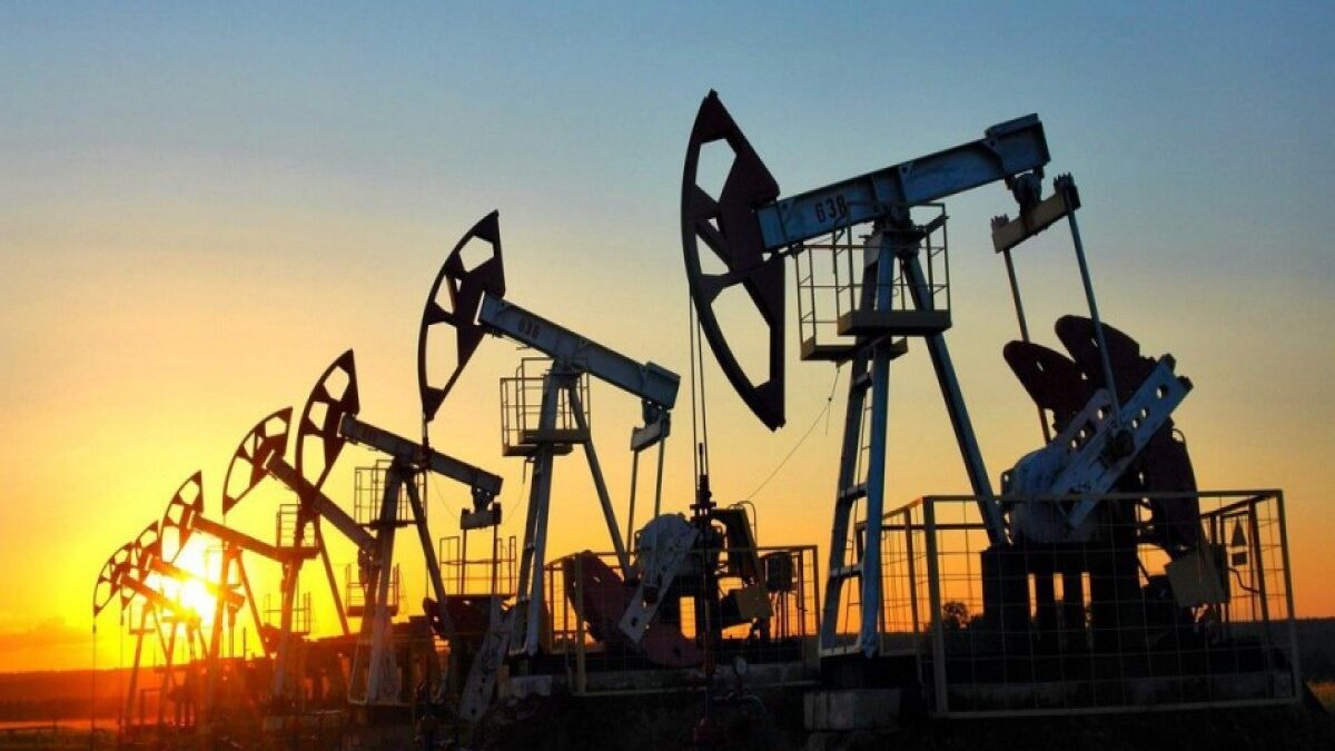 Azerbaijan oil price exceeds 72 dollars