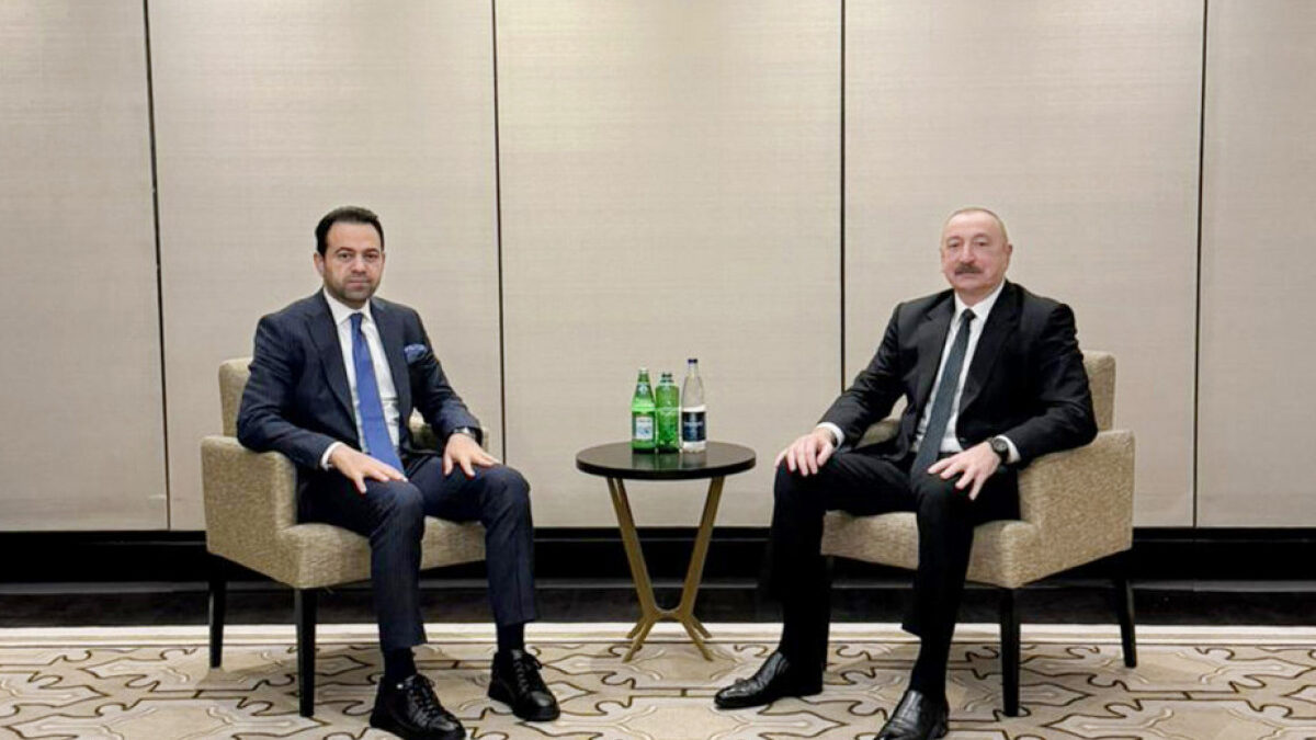 President meets with Secretary-General of the Muslim Council of Elders in Abu Dhabi