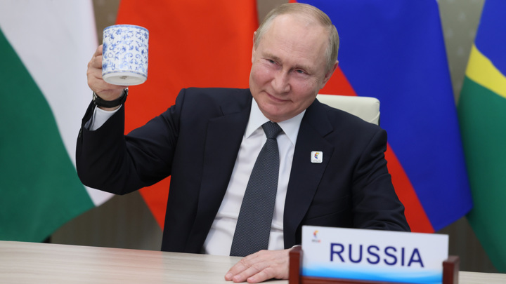 78.5% of Russians trust Putin – SURVEY