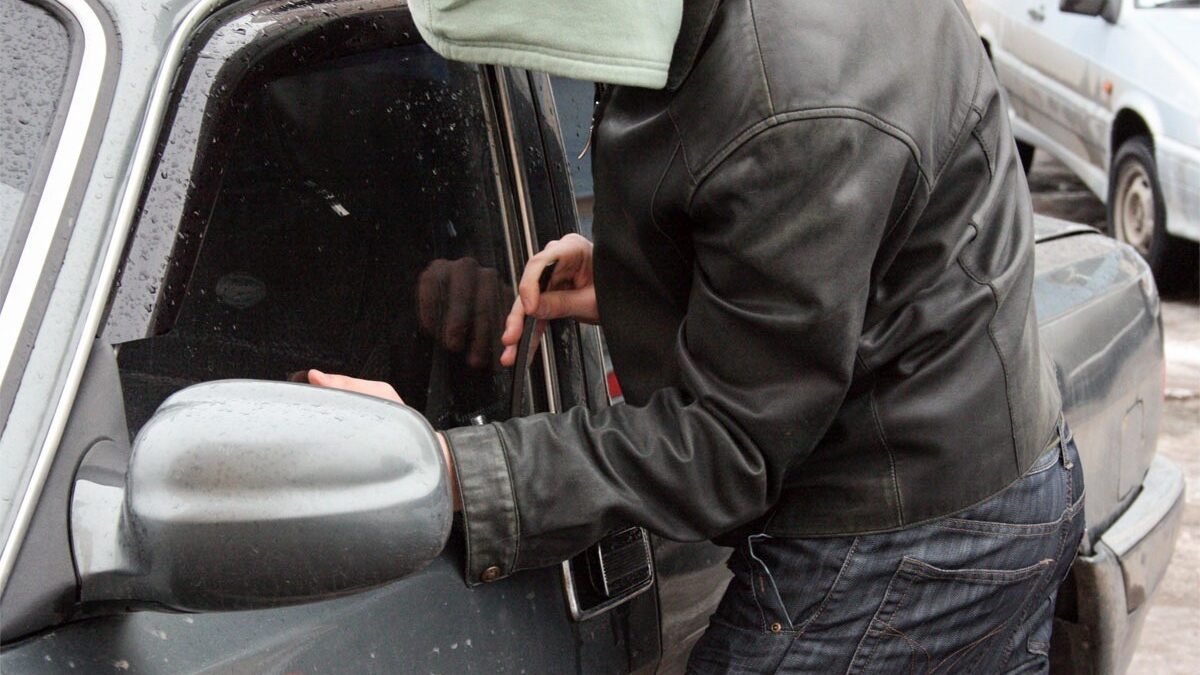 Half a Ton of Fuel Stolen from a Truck in Absheron