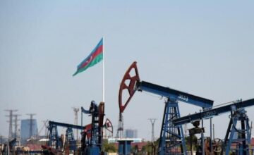 Azerbaijani oil slightly cheaper