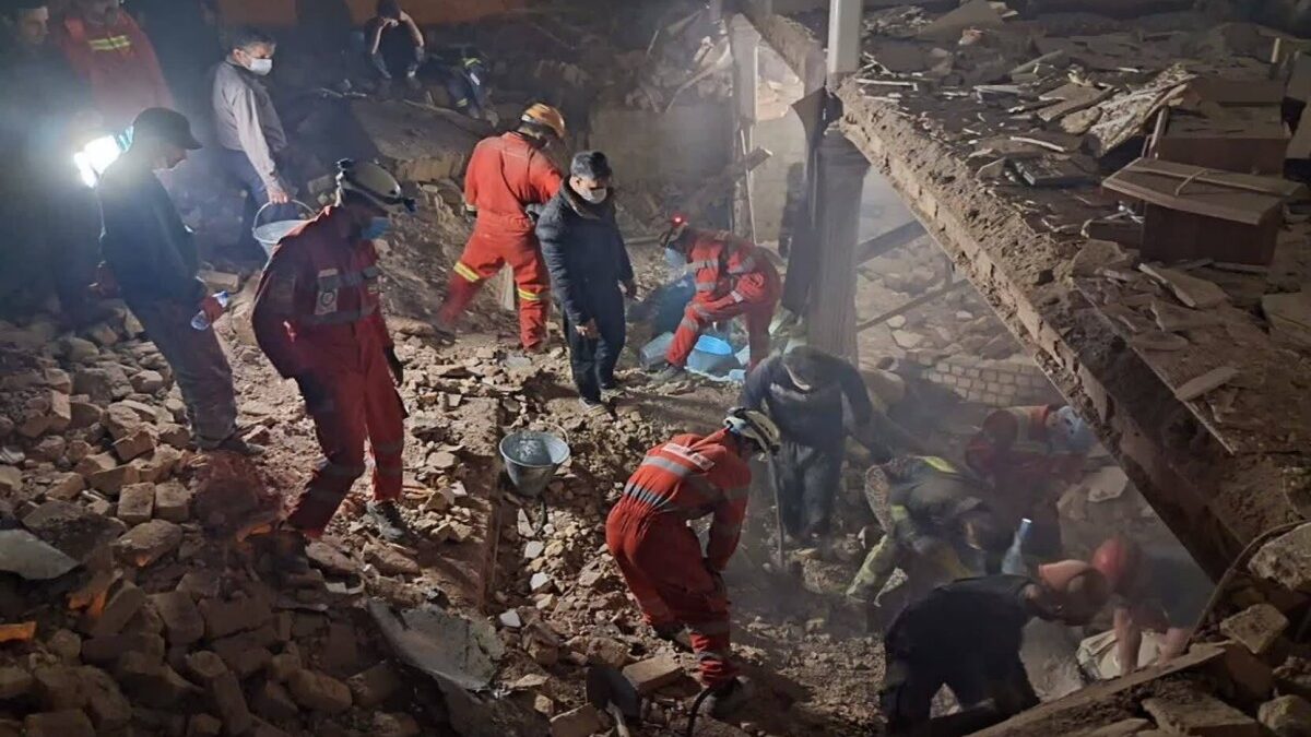 Explosion in residential building in Iran, deaths and injuries reported