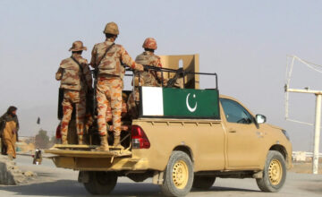 US Backs Islamabad in Afghanistan-Pakistan Standoff