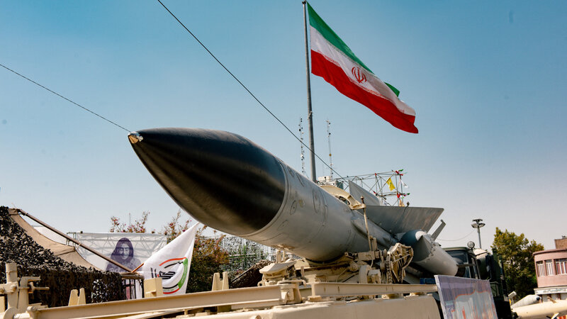 Urgent warning from the Israeli army to the Iranian people: Immediately evacuate military facilities