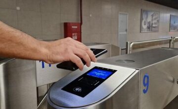 Students may receive a 10% discount on transport