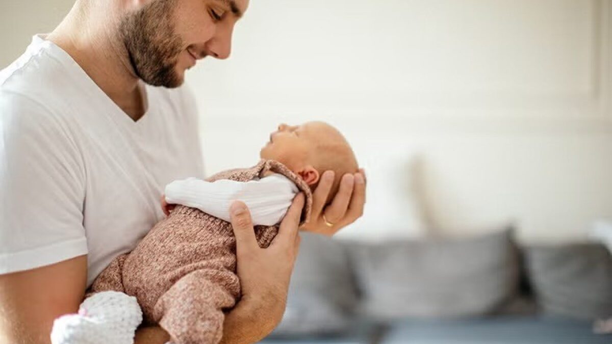 Up to 100 men granted paid paternity leave in Azerbaijan