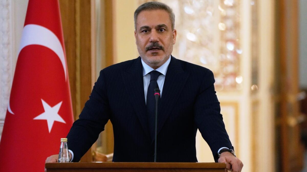 Hakan Fidan warned Iran after missile attack