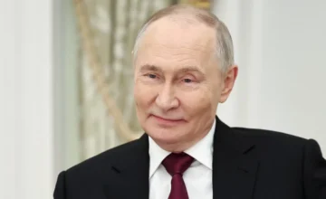 Putin back in the lead role
