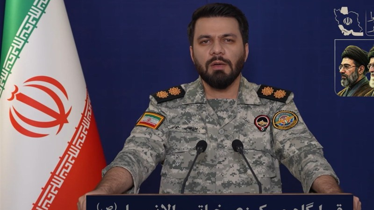 Iranian military official: US is negotiating with itself