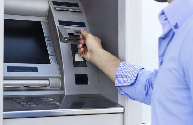 Do NOT withdraw money from ATMs at these hours