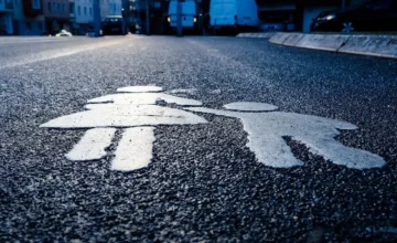 Mother and minor daughter struck by a car in Sumgayit