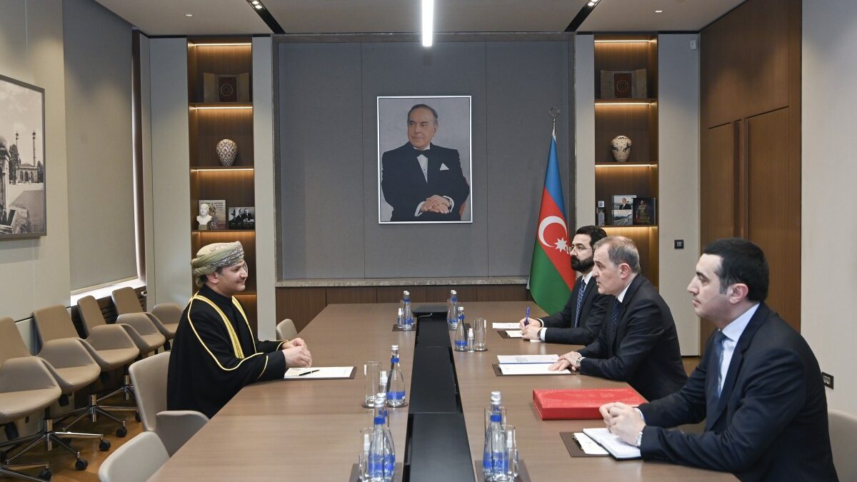 Jeyhun Bayramov received Oman’s non-resident ambassador