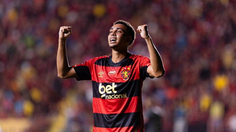 Qarabağ’s offer failed to satisfy the Brazilian club